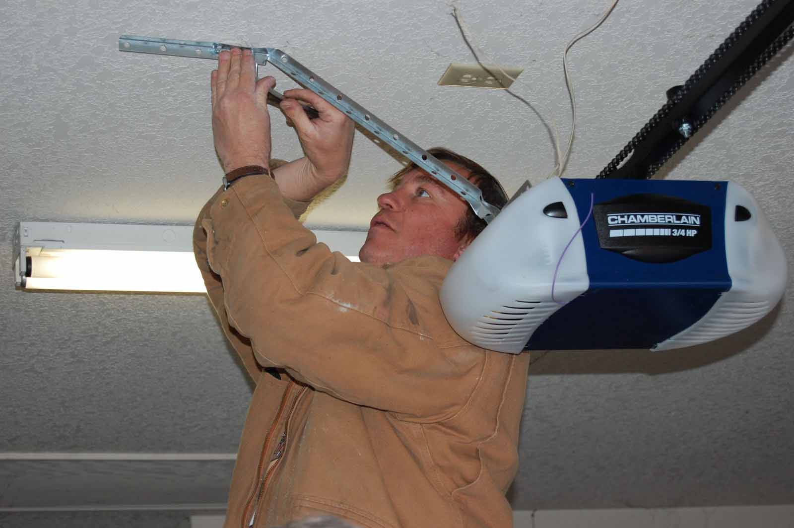 Fast & Reliable Garage Door Repair Same Day Services in the United States