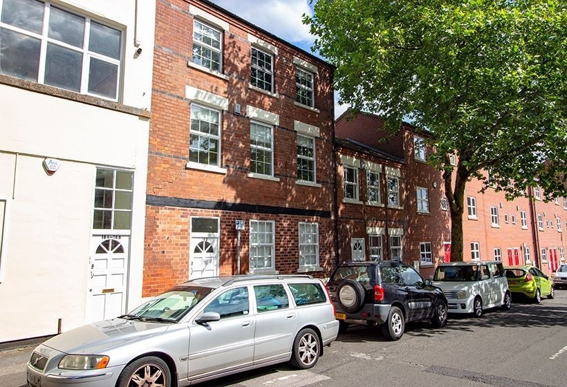 Book Student Accommodation near NTU at 81A Mansfield Road 
