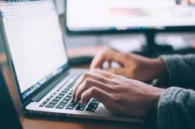 How Typing Certificates Can Get You Noticed on Your Resume in Canada?