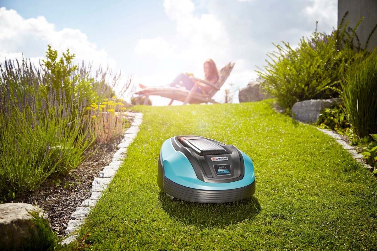 Robotic Lawn Mower Market Experiences Robust Growth Due to Integration of AI-Powered Navigation Systems