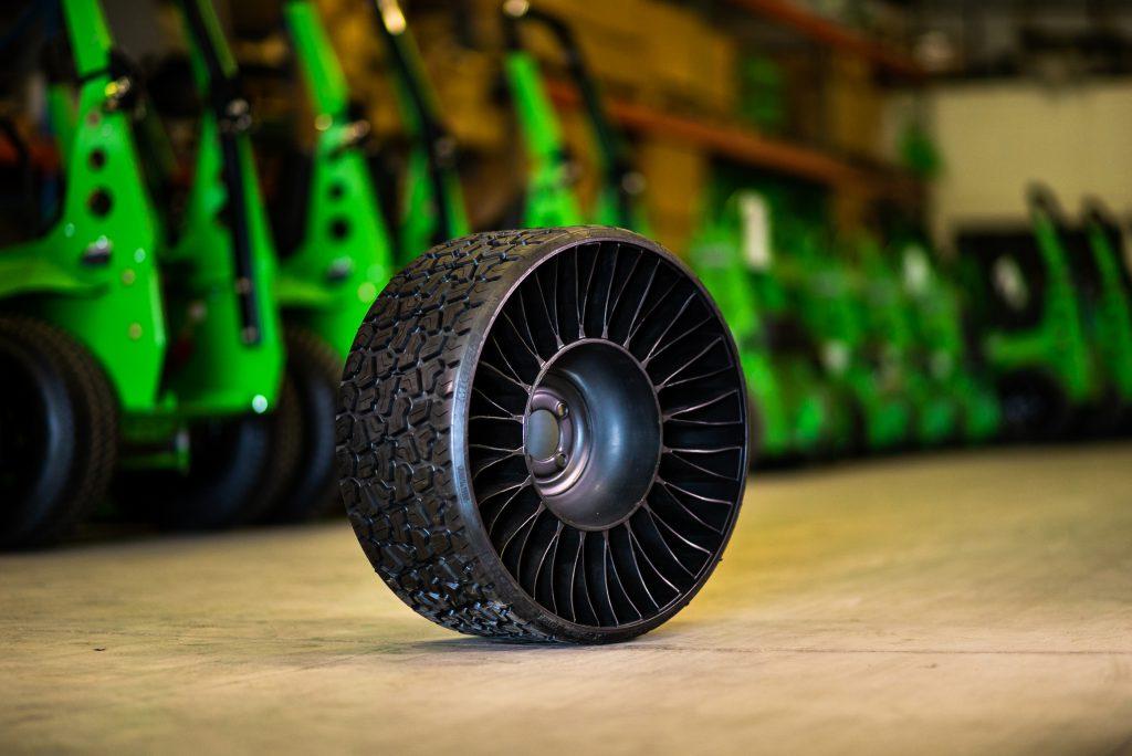 Pneumatic Tire Market Set to Experience Substantial Growth Due to Advanced Rubber Compound Technologies 