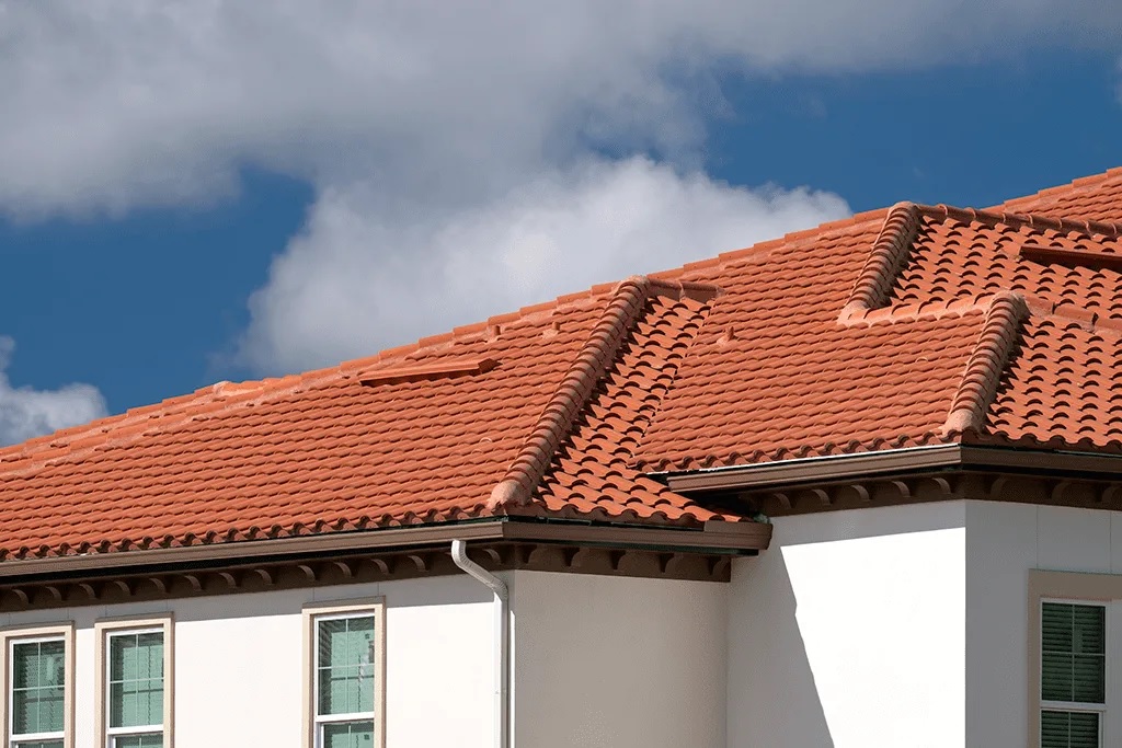 Clay vs. Concrete Tiles: Best Options for Dallas Roofing Projects