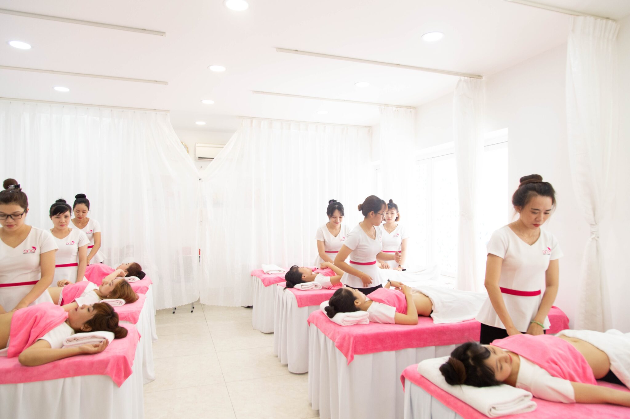 Chest Physiotherapy: What It Is & How It Benefits Lung Health