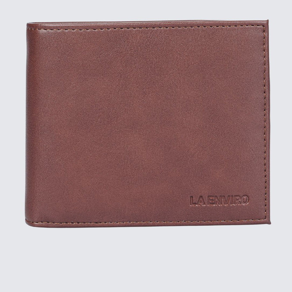 A Guide to Choosing the Perfect Men's Wallet Chestnut Brown