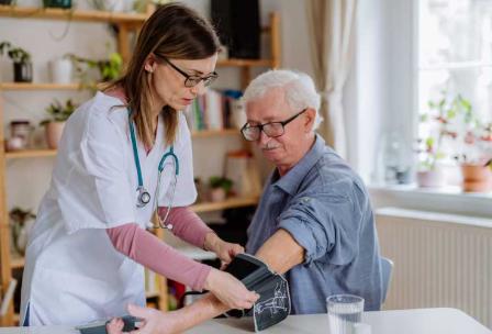 Why is Choosing a Bulk Bill GP Clinic Cost-effective for Families?
