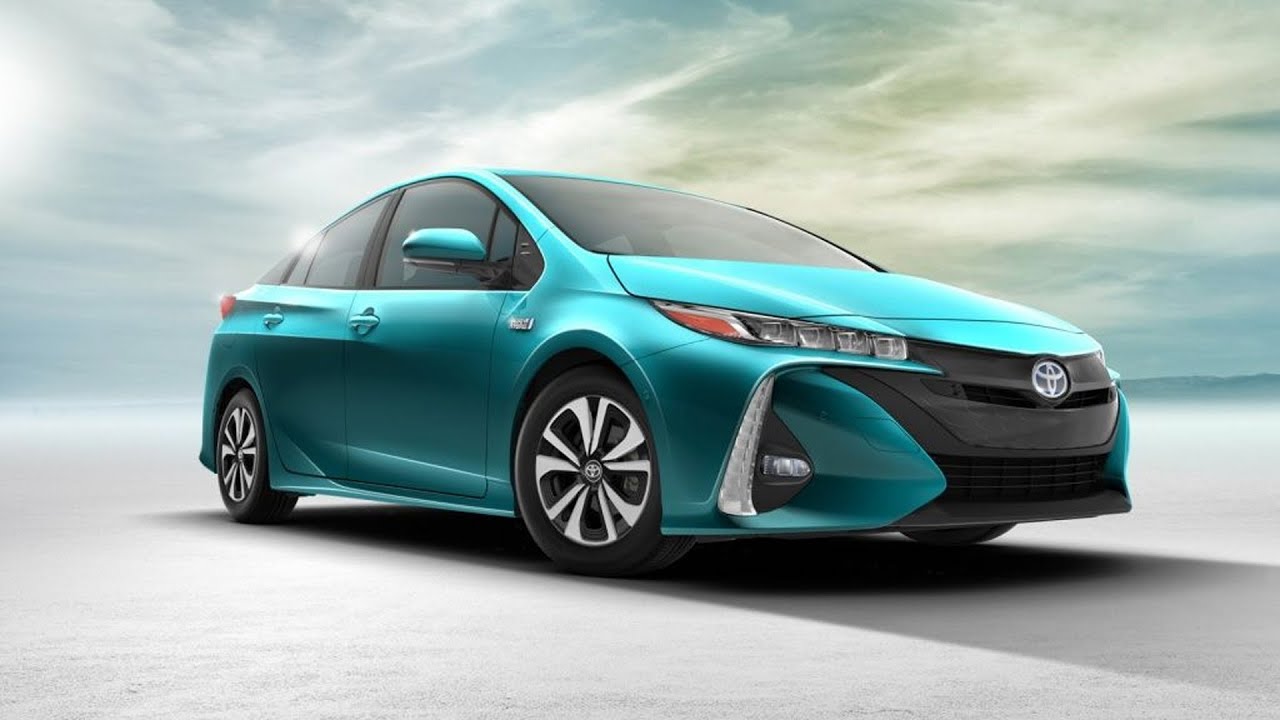 Why Hybrid Cars Are Gaining Popularity Today