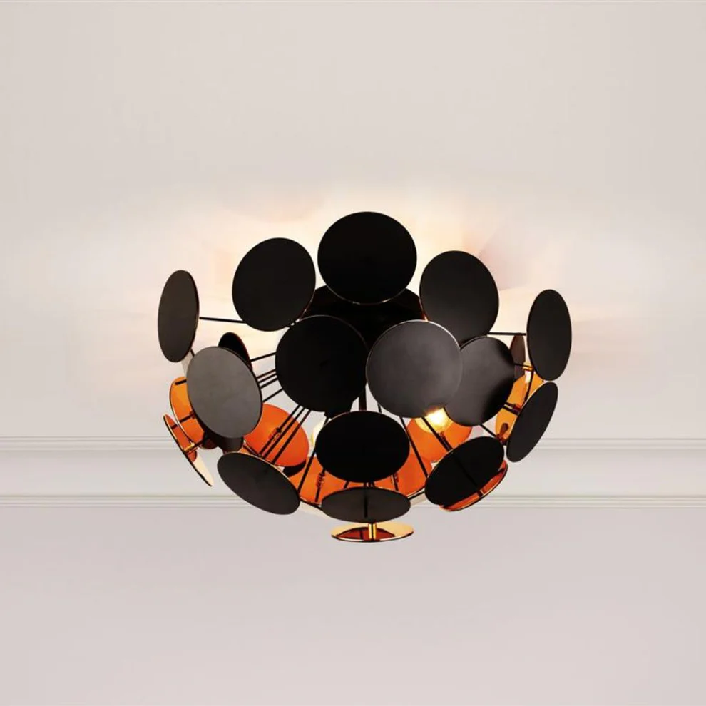 Minimalist to Luxurious: Choosing the Right Ceiling Light for Your Bedroom Style