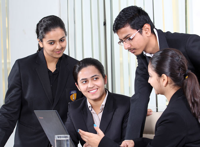 Amity University Raipur: The Best Private Engineering College in Chhattisgarh for BTech