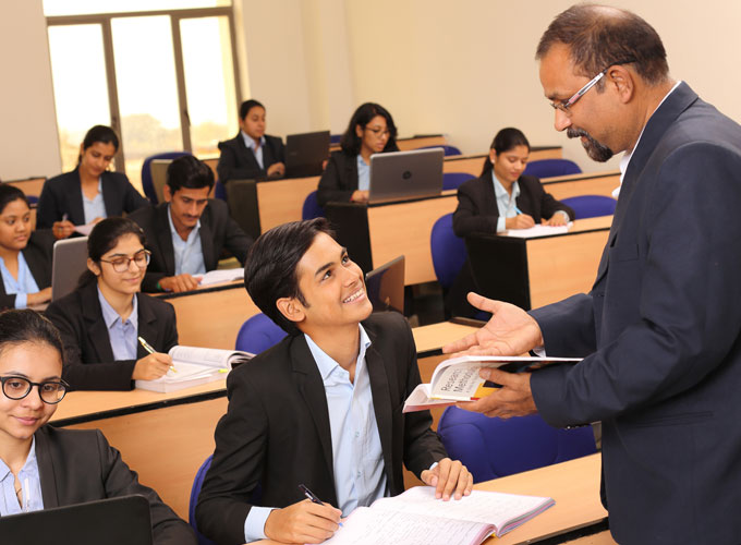 Shaping the Next Generation of Fashion Designers at a Premier Raipur College
