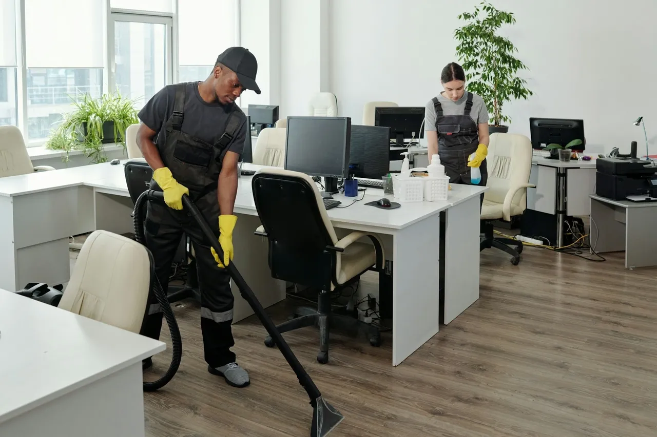 Office Cleaning Services in Lorain