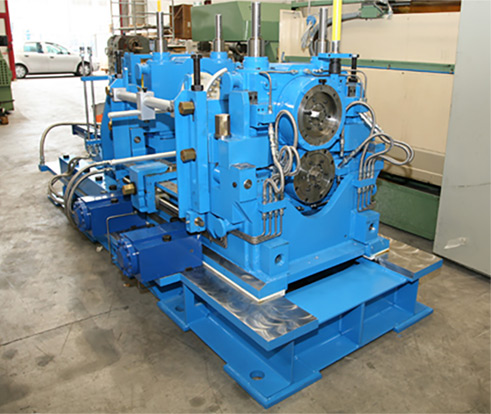 Optimizing Rolling Quality with Premium Steel Mill Rolls