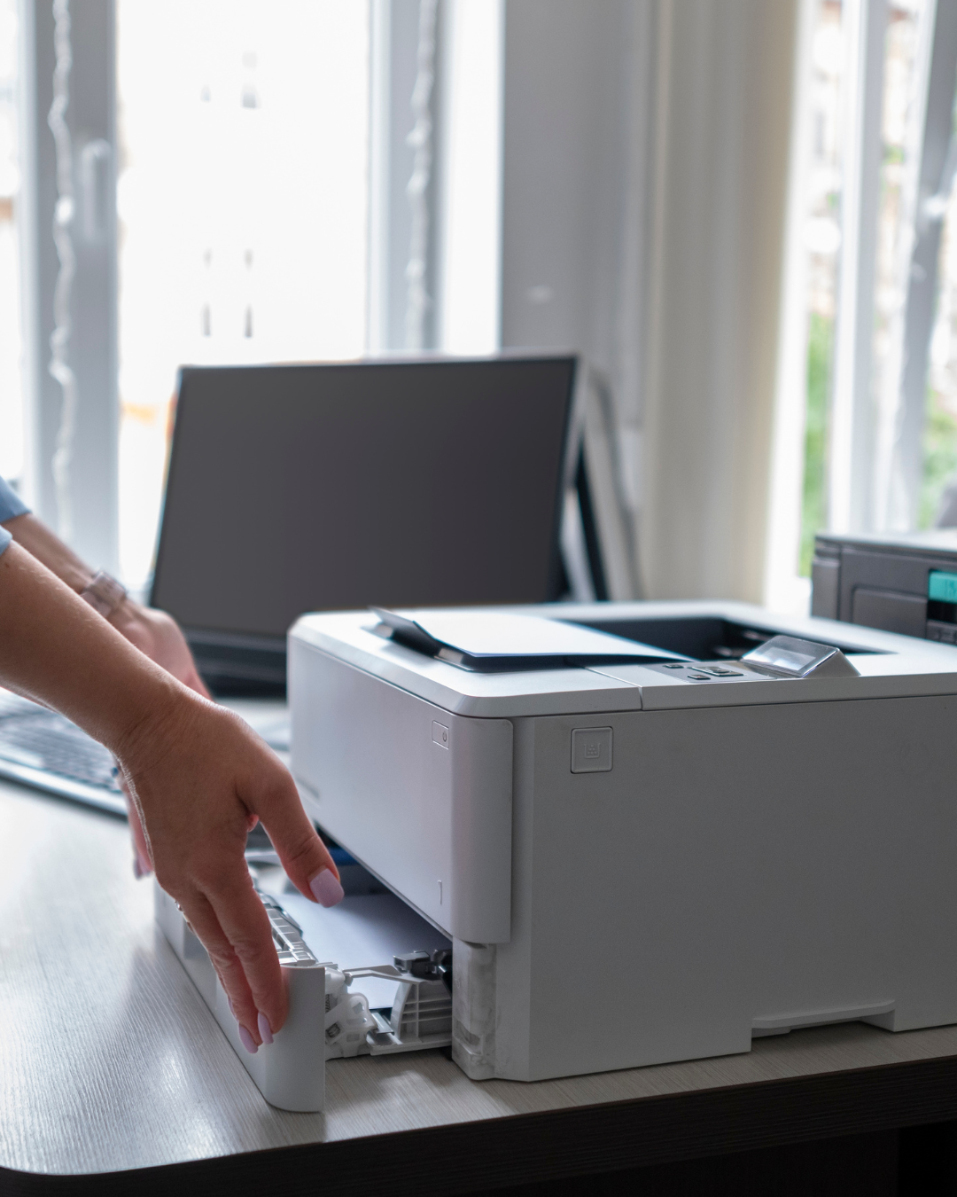 Relocating Your Office? Get a Temporary Printer for Rent