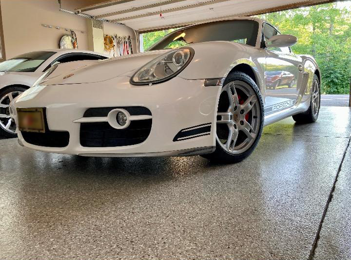 How a Flooring Contractor Can Transform Your Space