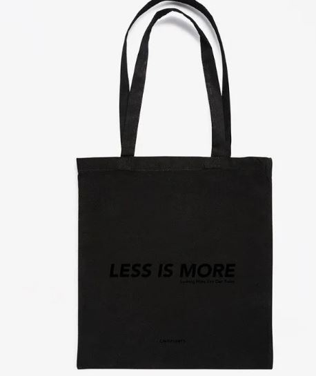 Designer Tote Bags UK – Why Are They Becoming So Popular