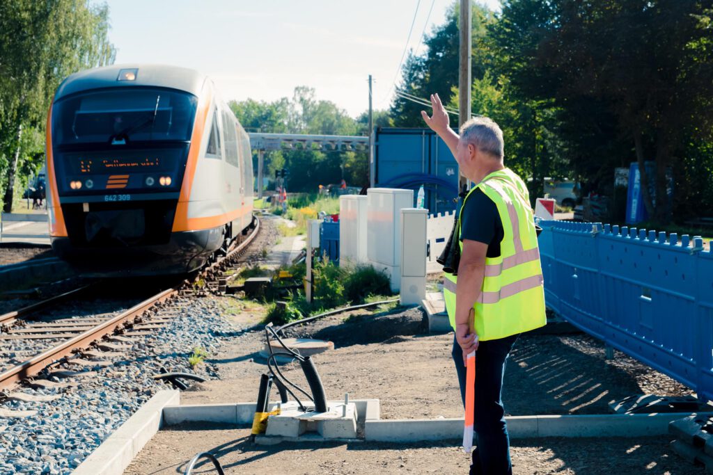 Ril 301 App im Überblick: Digitale Hilfe für den Bahnbetrieb