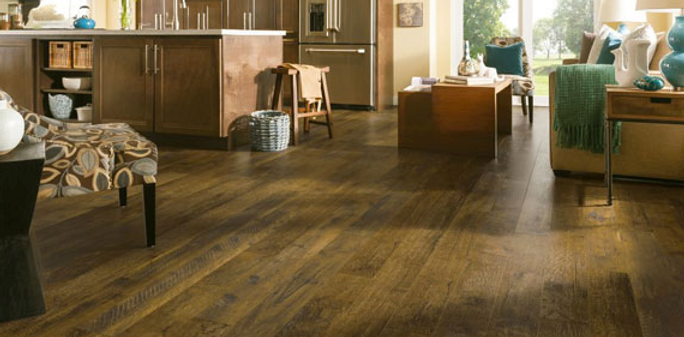 What is the Science Behind Laminate Flooring Composition?