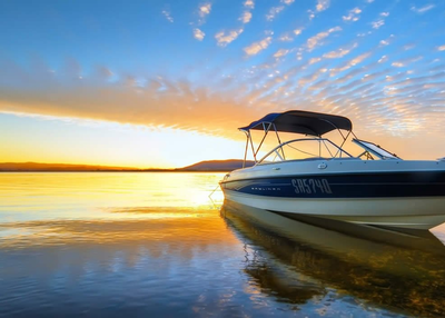 The Coastline Of Water Sports in Goa By Speed Boat Ride