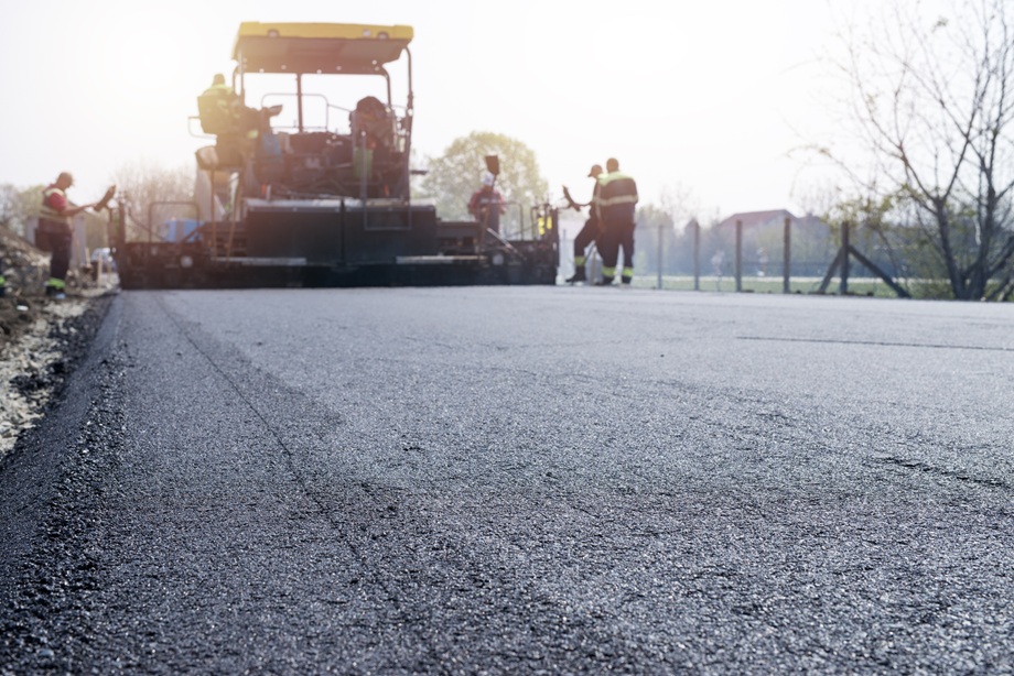 Avoid These Costly Mistakes When Hiring Paving Companies in Knoxville