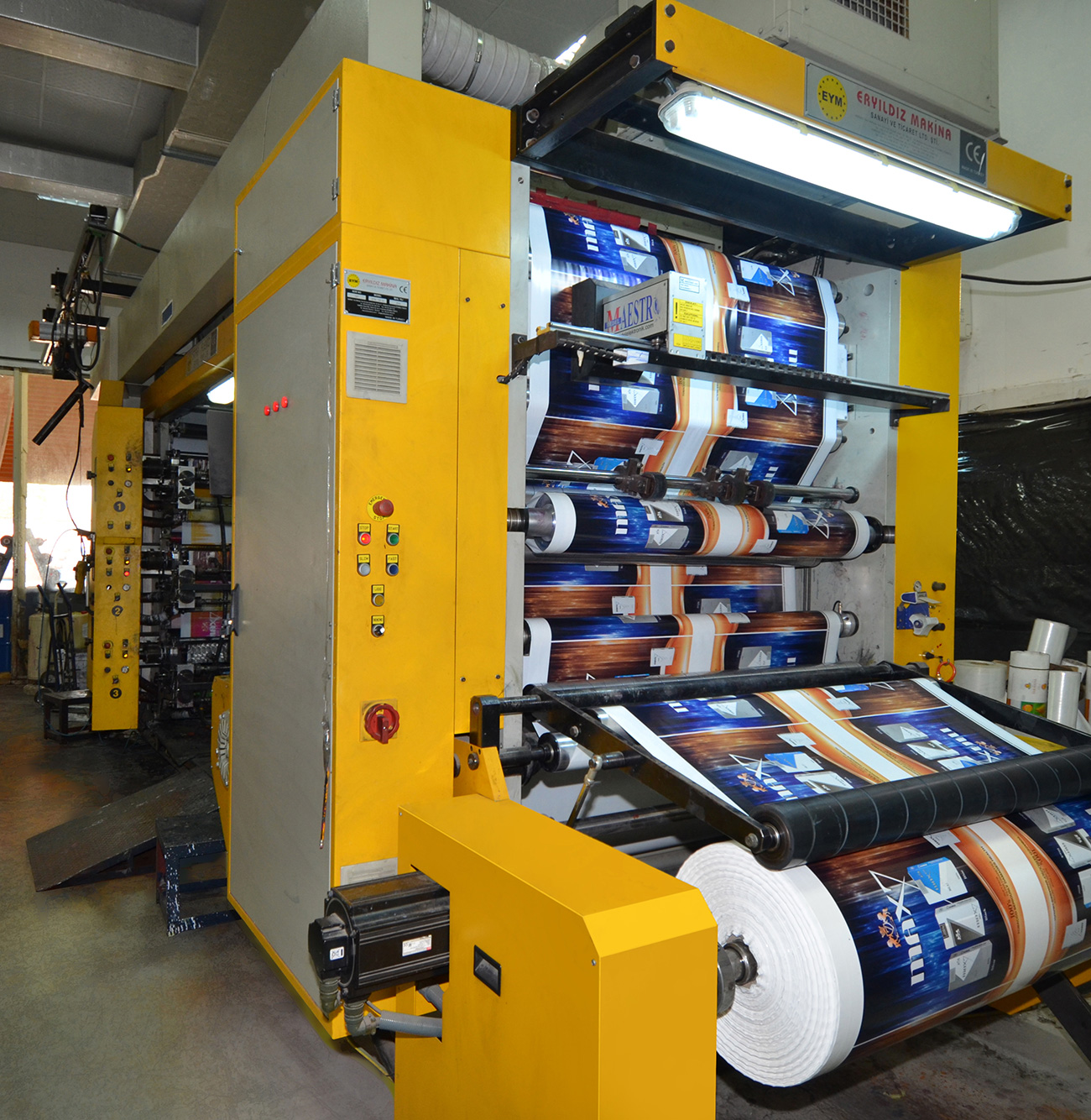  Buy Wicketed poultry bags and bubble packaging for safe distribution 