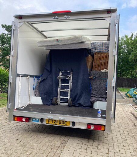 What You Need to Know About Safely Moving in the Rain?