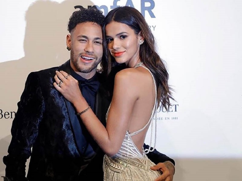 Cầu thủ Neymar và diễn viên Bruna Marquezine