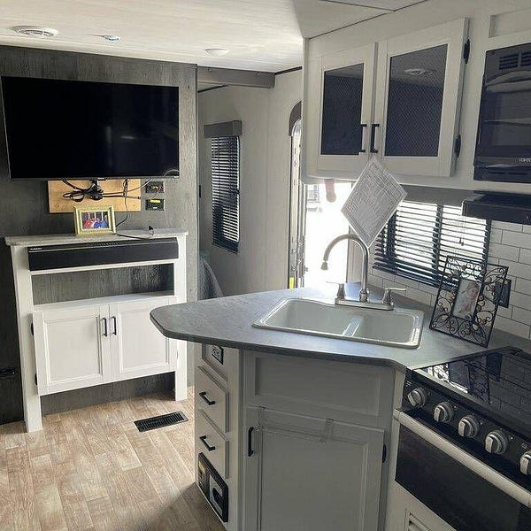 Your Perfect Getaway Starts with Wisconsin Camper Rental