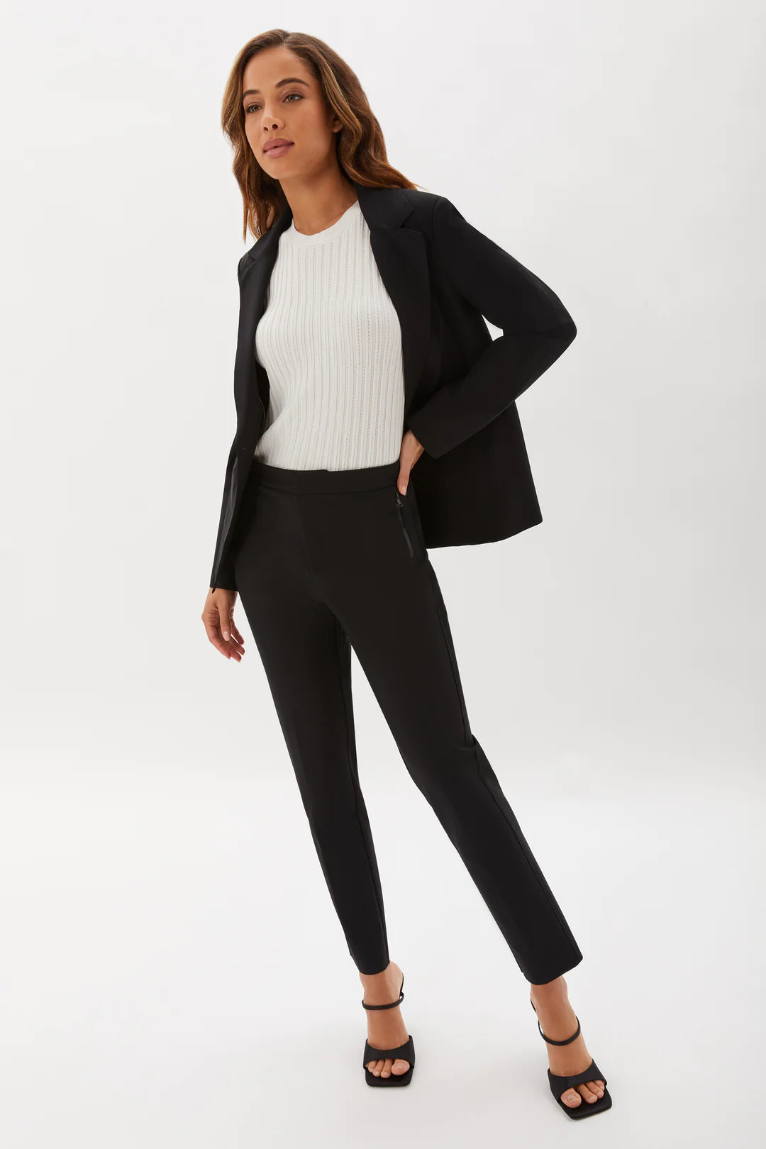 Discover the Comfort and Style of Ecru Clothing Pants at Madison’s Niche