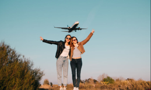 BEST APPS TO FIND AND MEET TRAVEL FRIENDS