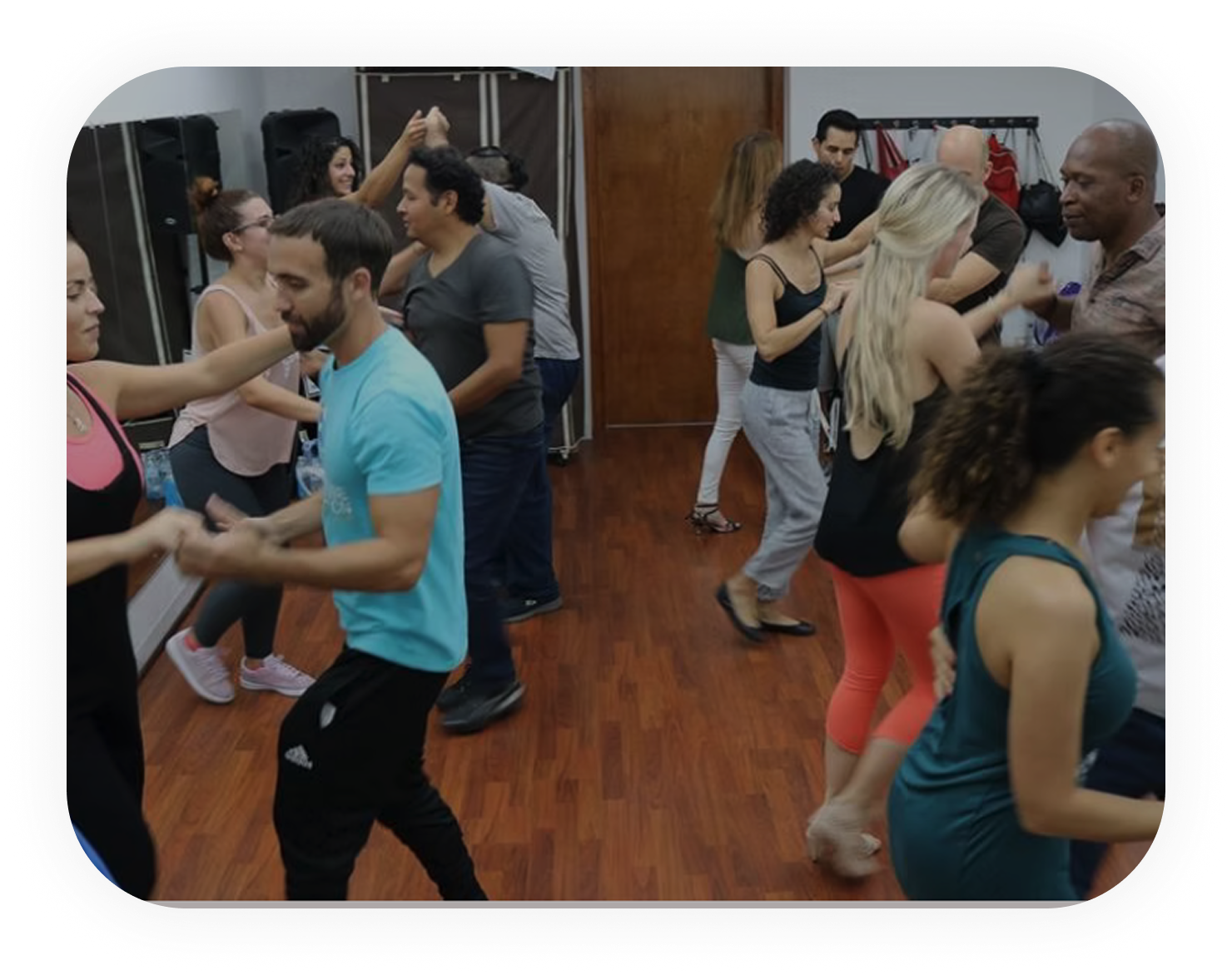 How Technology is Transforming Dance Studios: A Look at Modern Management Tools