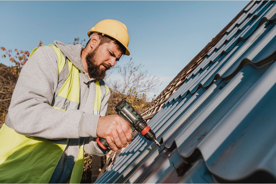 Gutter Cleaning Made Easy – Safe, Fast & Effective Service