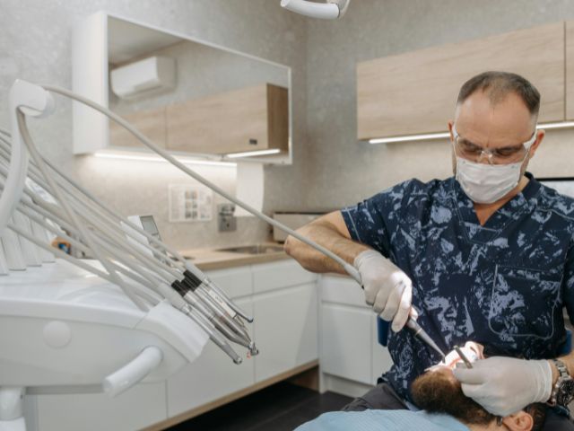 Cosmetic Dentist Services: Enhancing Confidence One Smile at a Time