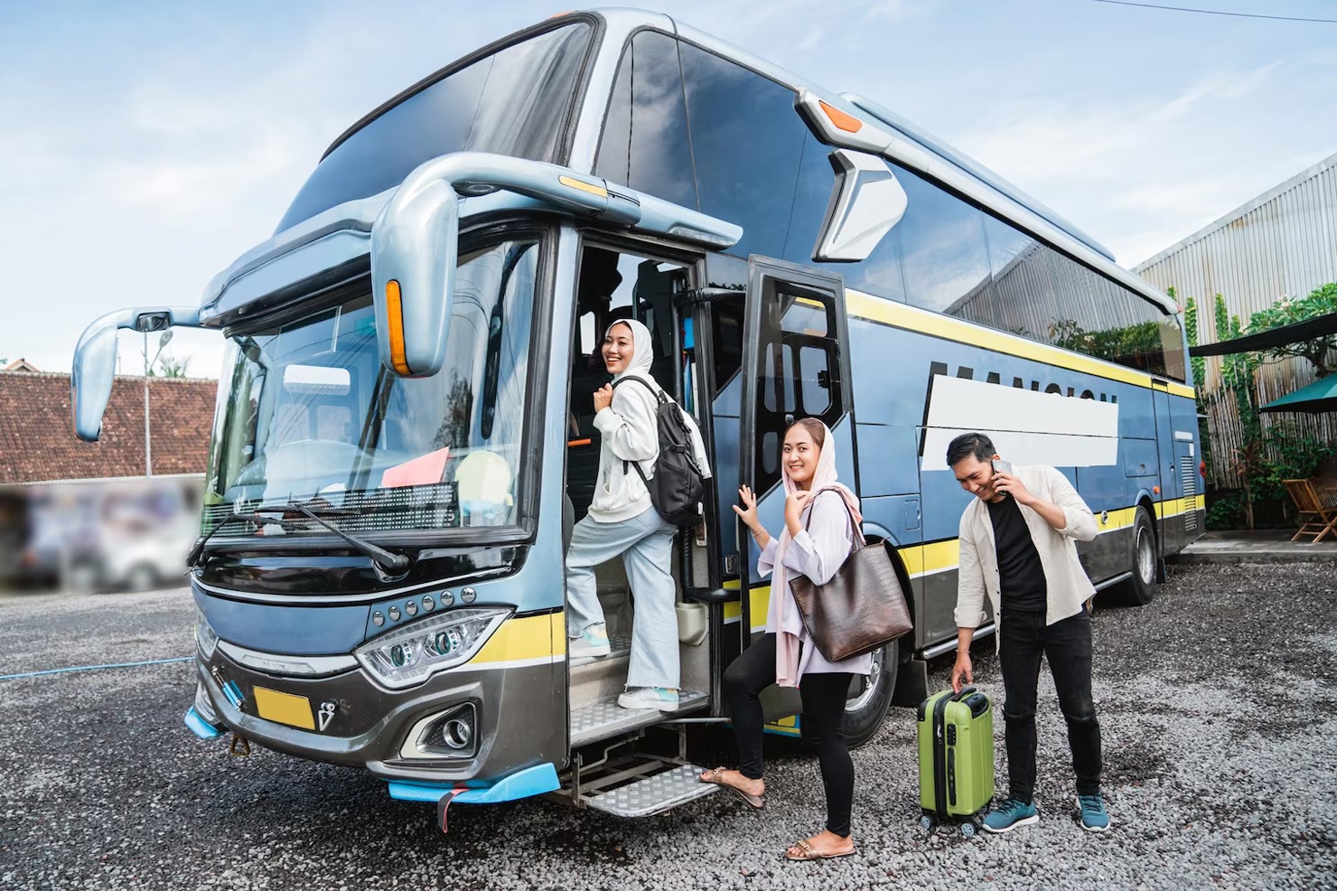 Why Coach Bus Rental Edmonton is the Smart Choice for Group Travel