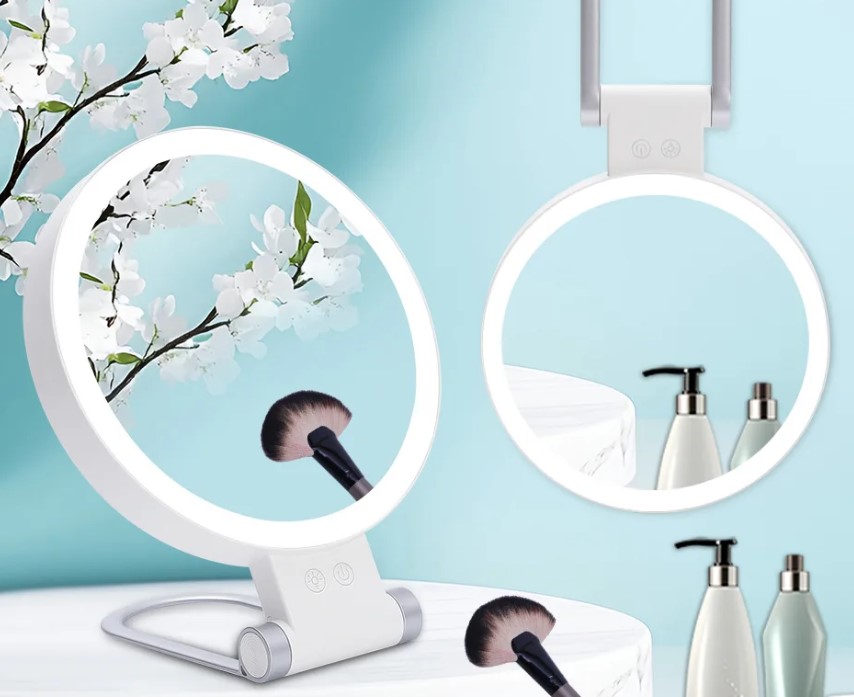 Top Benefits of Using a LED Light Up Makeup Mirror at Home
