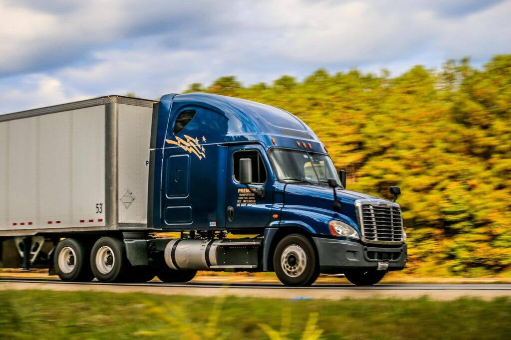 A Complete Guide to Oversized Transport & Heavy Equipment in Florida