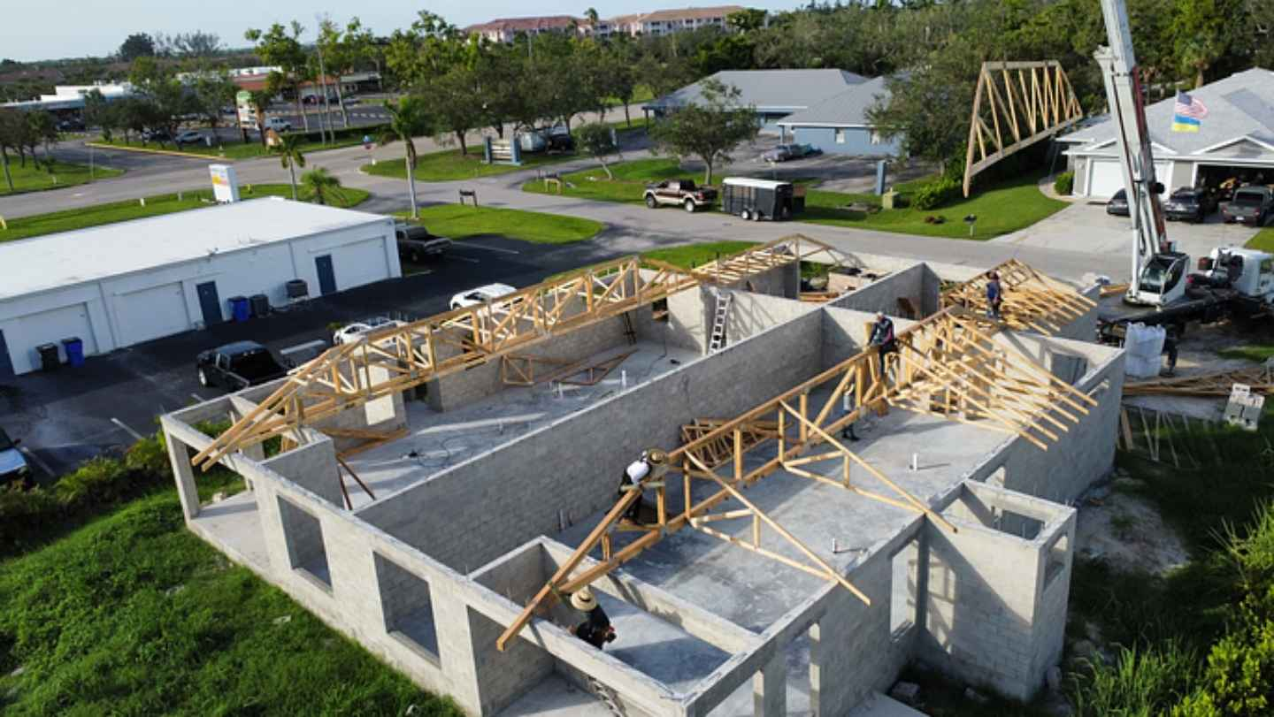 Understanding Building Permits and Zoning Laws for New Construction