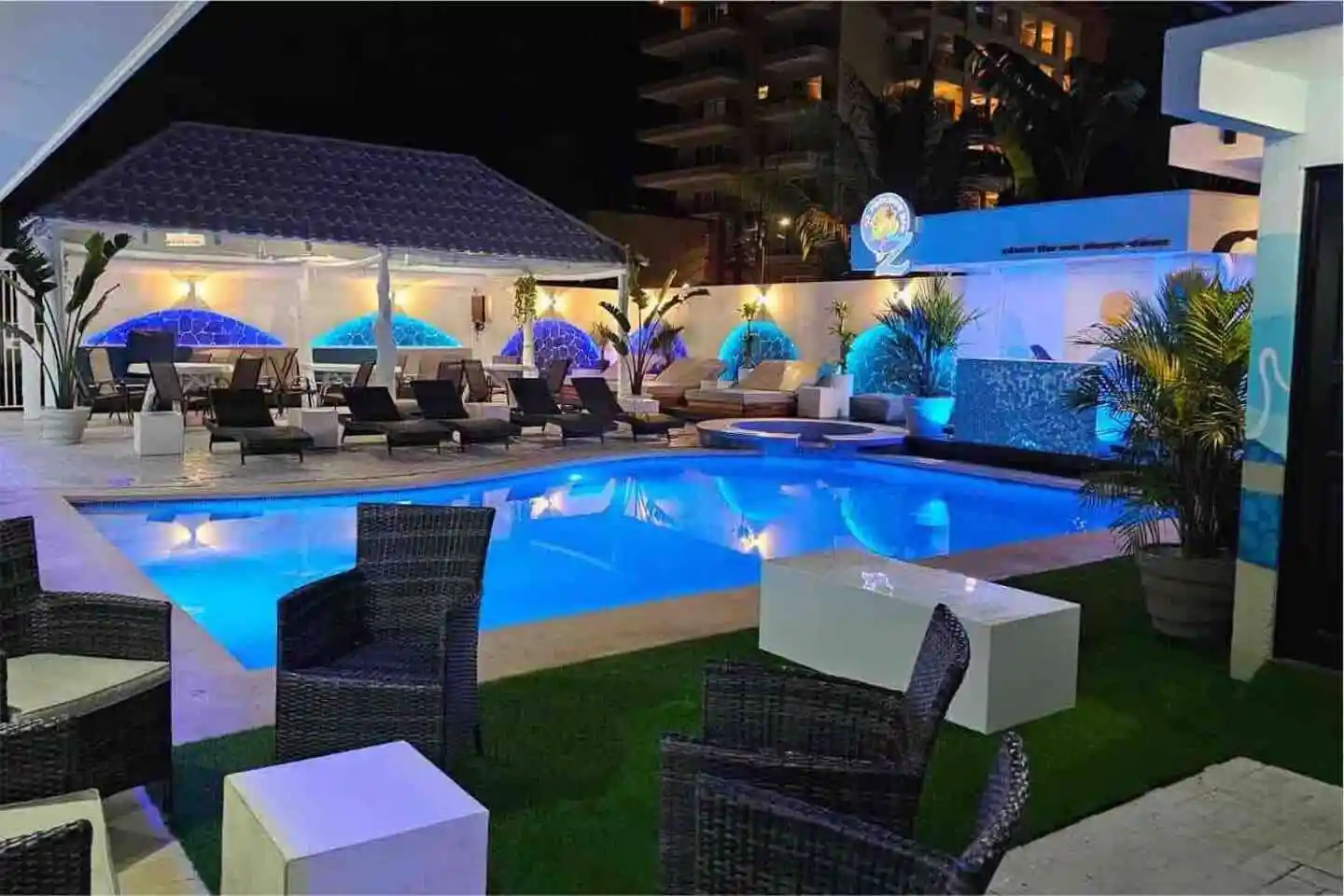 Budget-Friendly Jaco Bachelor Party Ideas That Still Feel VIP