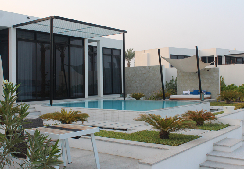 swimming pool installation