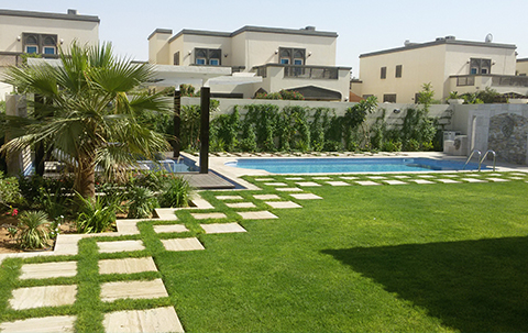 Beat the Scorching Heat While Relaxing in your Swimming Pool