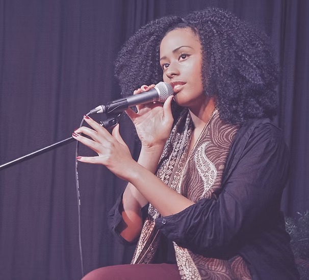 Raise Your Voice Redefines Modern Learning Through Online Vocal Lessons