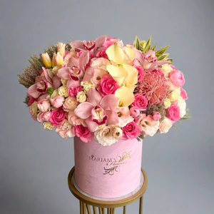 Best Florist for Wrapped Hot Pink Roses Near Van Nuys, USA