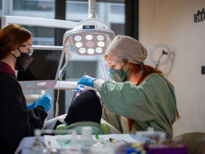 24/7 Emergency Dentist: Getting Help When You Need It Most
