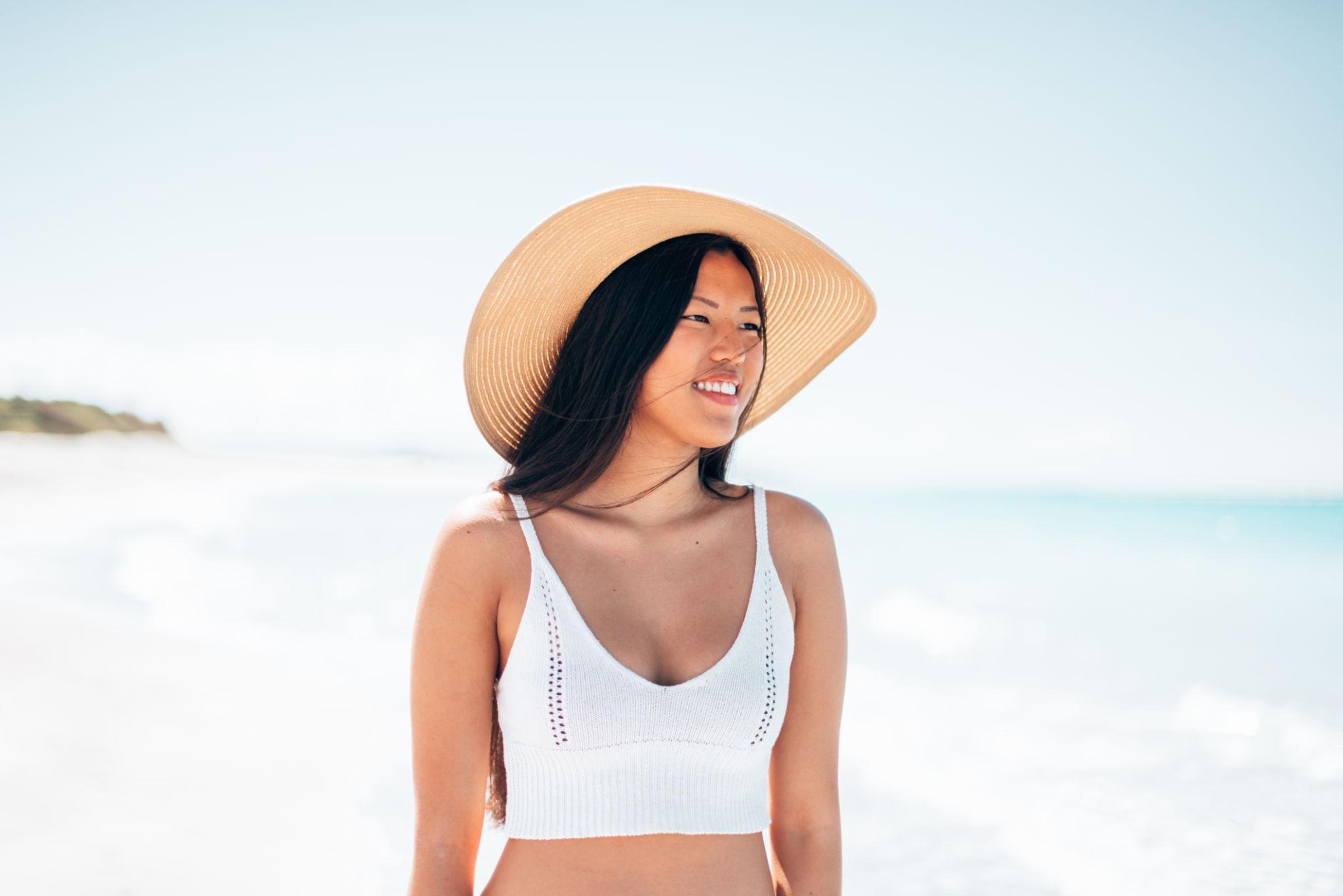 Brown Fedora Hats: Classic Style and Practical Sun Protection for Men.