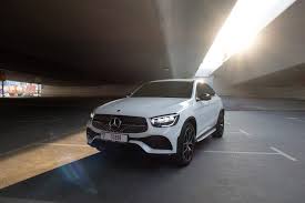 Smooth luxury rent a car without deposit in Dubai experiences