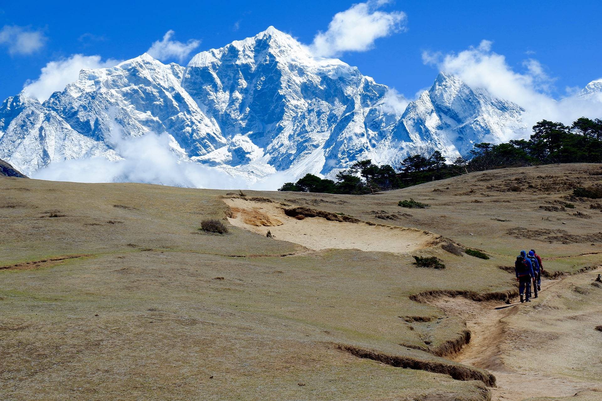 Base Camp Himalayas: A Guide to Nepal's Most Famous Treks and Base Camp Routes