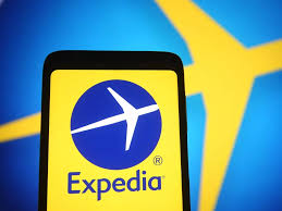  Does Expedia allow name changes?Reach Expedia Help  
