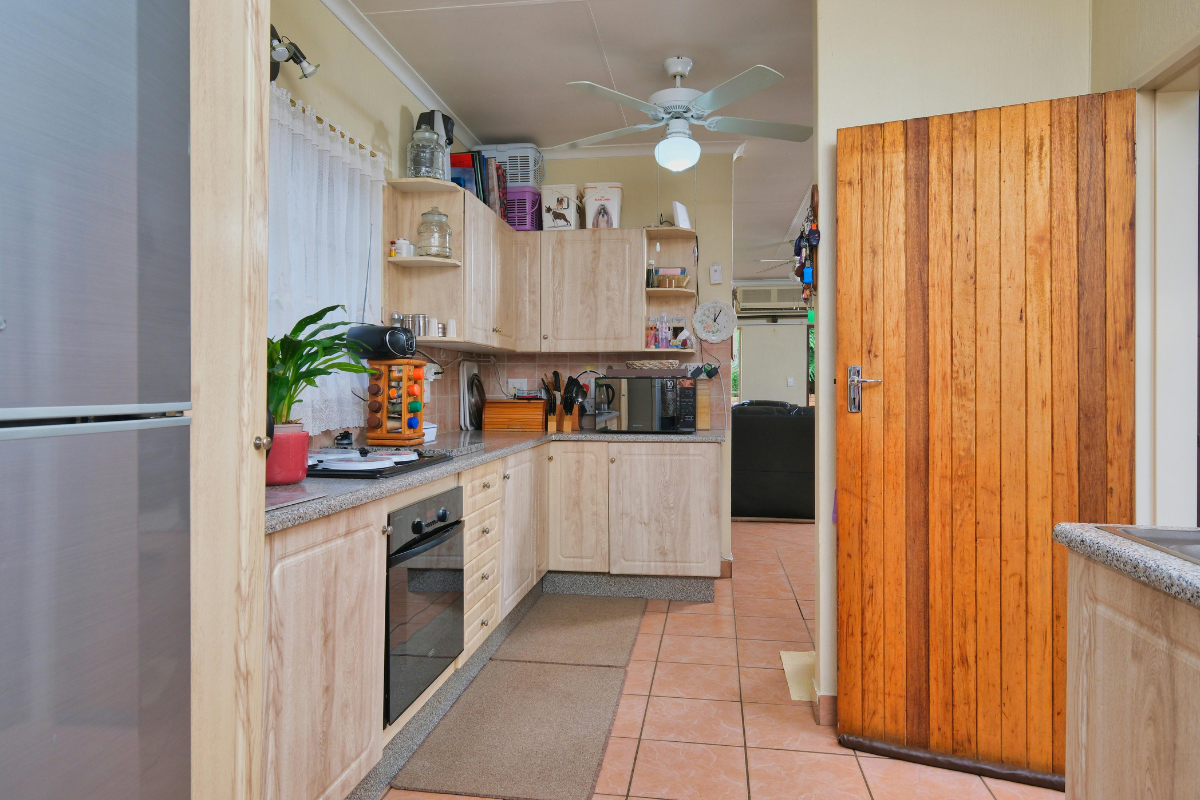 Best Larder Cupboards in the UK for Every Kitchen Style and Budget