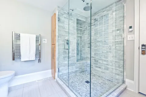 Why Patterned Shower Glass is a Great Alternative to Clear Glass?