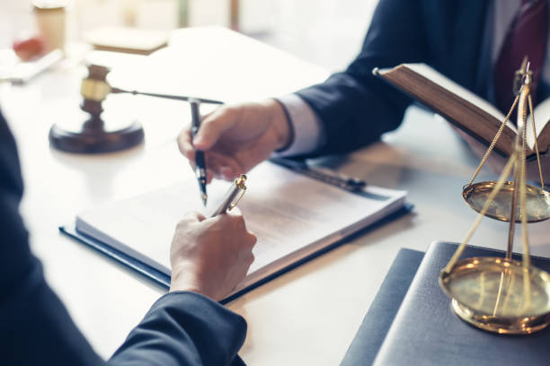 Trying to Find the Best Houston Truck Accident Lawyer Without Losing Your Mind