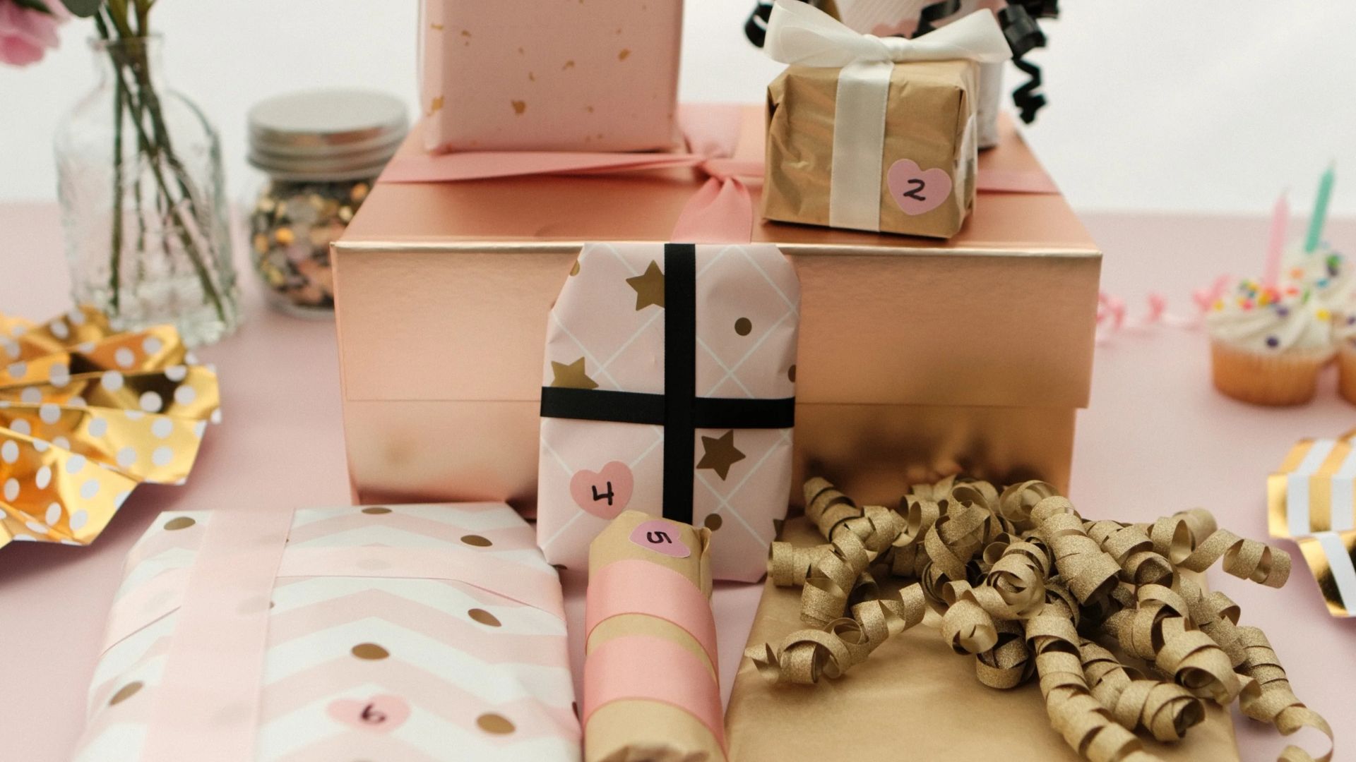 Best Corporate Gift Boxes Under $250