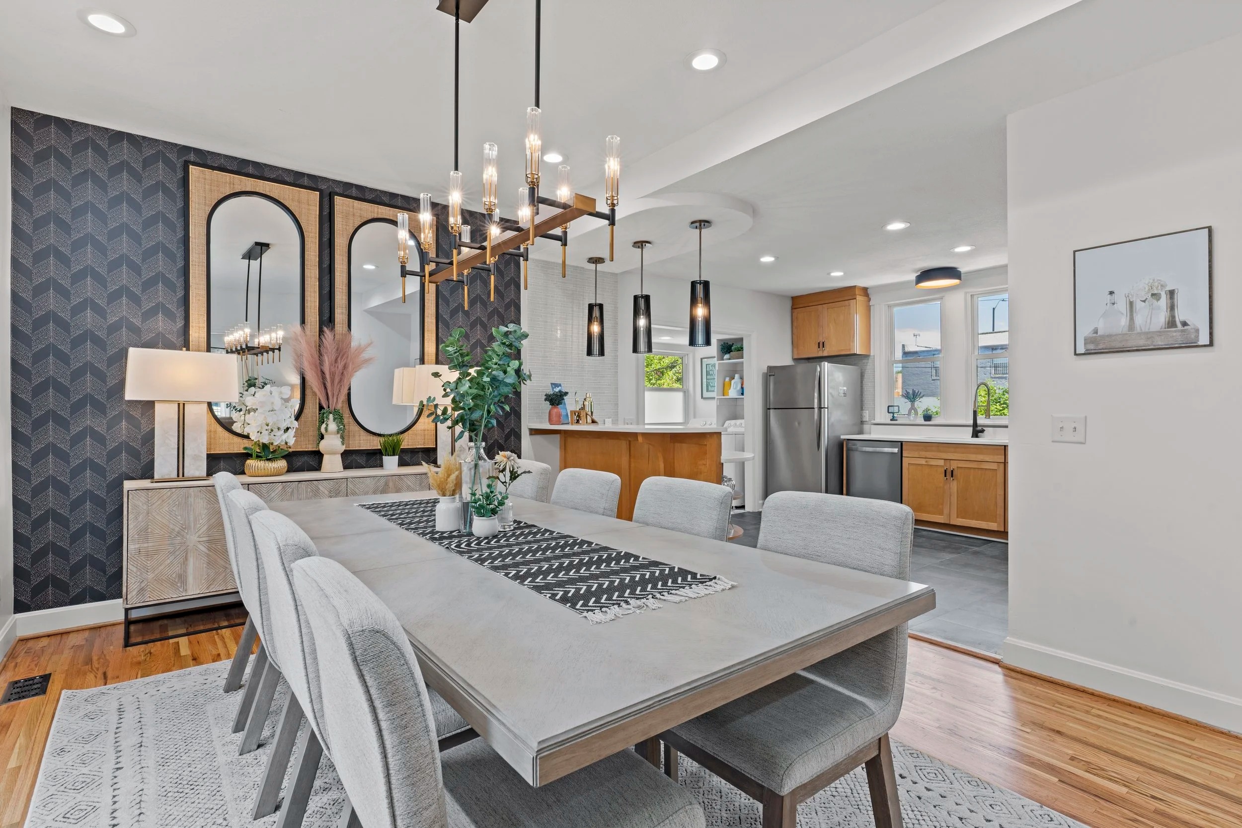 Spacious Kansas City Vacation Rentals for Families & Large Groups